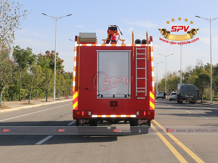 4X4 Fire Rescue Truck Sinotruk - Rear Side View